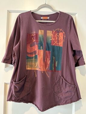 Bluefish Artist Pocket Top in Fig